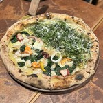 Pizza 4P's - 青すじ海苔とおかひじき あさり 2380円
      炉端シーフード 3980円