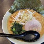 横浜家系ラーメン 龍馬家 - 