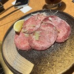 ホルモン焼肉 富や - 