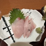 海鮮茶屋 一鮮 - 【2024.3.12(火)】日替りランチの刺身2品