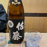 澤田 - 芋焼酎ロック 佐藤 黒