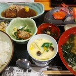 h Uo shin - 魚新ランチ　日替わり定食　1000円
