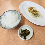 長浜ナンバーワン - 餃子ハーフにご飯