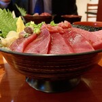 焼津港 みなみ - 横シャン