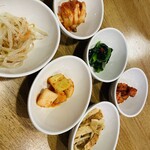 韓国家庭料理 故郷の家 - 