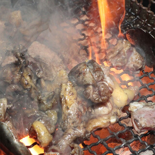 宮崎じとっこを焼き上げる圧巻のパフォーマンス！