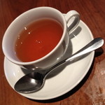 ラ・ピッチョリー・ドゥ・ルル - ランチコース（２，０００円＋税）の紅茶。コーヒーやハーブティーも選べます。２０１４年１月