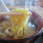 急行食堂 - 黄色い中太麺