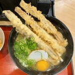 麺家 - 「ごぼう天うどん」(530円)+「生たまご」(80円)