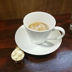 キッチン ブルー グローブ - 最後はミルクを入れて