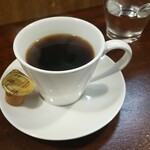 キッチン ブルー グローブ - ホットコーヒーのアップ