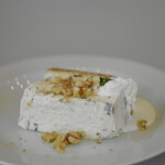 with dog coffee - ジャスミン、洋梨、ネーブルのチーズケーキ