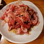焼肉食堂 かど家 - 令和6年3月 ランチタイム(12:00〜15:00)
和牛こまぎれ定食M120g  税込1000円
こまぎれ肉120g、サラダ、ご飯、スープ、キムチ
