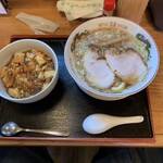 大黒屋 - セット②（醤油ラーメン＋ミニ麻婆丼）