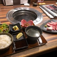 近江牛専門店 万葉 まえだ亭 - 