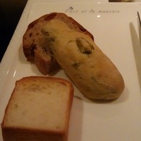 ラール・エ・ラ・マニエール - パン モチモチしてます