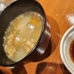 Howaito Kuraun Seinikuten - テールスープ(？)お肉の塊も入ってました。