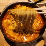 柳家 - マーボ納豆 の麺