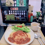 Dondon - ボリューム満点、サラダとスープとコーヒー(セルフ)も着いてて、580円は安すぎる！！(o̴̶̷̤  ̫ o̴̶̷̤ )味もしっかり美味しいです♪家から車で10分の場所なので 彼氏も気に入り通うそうです♪笑