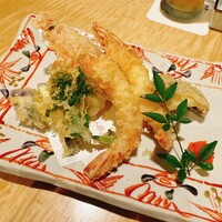 対馬のどぐろとイカ活き造り 博多 魚蔵 都ホテル店 - 