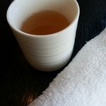 菜の花  - あったかーいおしぼりと
      ジャスミンティが
      嬉しい