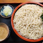 満留賀 - 料理写真:冷しごまだれそば(900円)