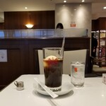 イノダコーヒ - コーヒーフロート。