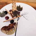 Peak with Priceless Restaurant & Bar - 