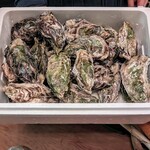 Seminare 輕井澤 - 穴水町産真牡蠣。まだクール便が使えずにシェフが抱えて持って帰ったとか。