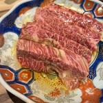 本気焼肉 肉とめし 肉寿司 - 