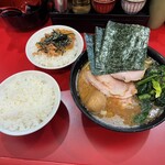 ラーメン 杉田家 - 