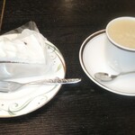 Oshokujidokoro Tashichi - チョコケーキ、珈琲。