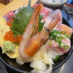 青島海鮮料理 魚益 - 