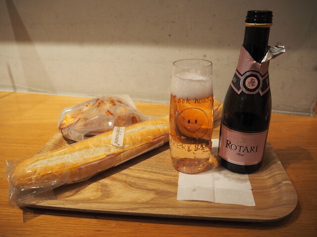 cookhouse BAKERY BAR Nankai Nanba Eki Ten