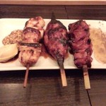 ワインとクラフトビール はるばる - 串盛