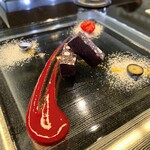 トシ・ヨロイヅカ 東京 - 