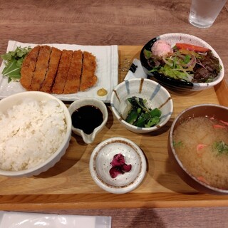 酒とめし 錦食堂_0