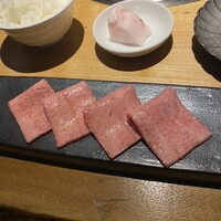 和牛焼肉じろうや 介 wagyu&sake 名古屋駅前本店 - 