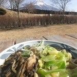 道の駅 朝霧高原 - 山菜そば
            