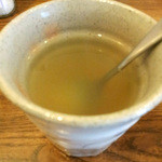 トンテキ ブリス - ランチタイムのサービスで、食後のゆず茶