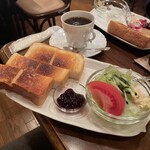 Pierce Café - 