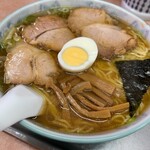 大勝軒 - 大盛並みの麺の量です