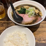 ラーメン屋 切田製麺 - 黒正油＋ライス