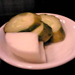 大衆料理　川治 - お新香　これが実に旨い