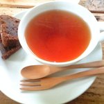 Cafe Amie - 食後に出るデザートと紅茶