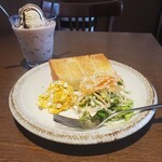 勝川カフェmon - 