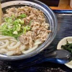 Men Wada Yashou Gun - 肉うどん＋ごぼう天(1本)(670＋90円)