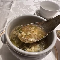 GoldFin 過門香 新橋店 - 玉子とあおさのスープ
