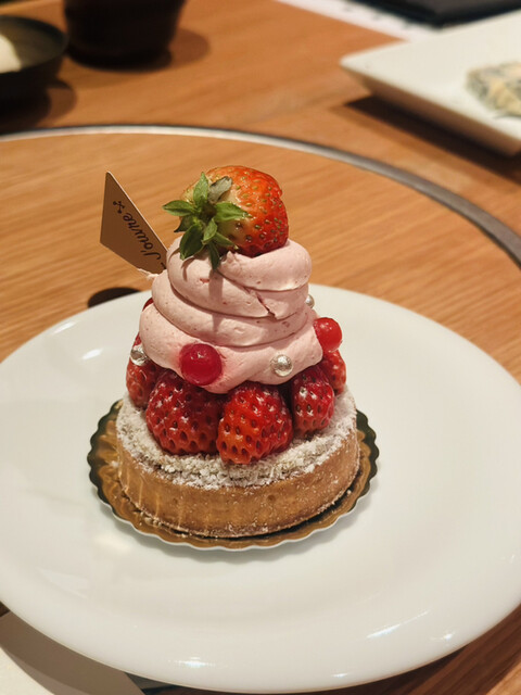ジュールグーフェ　ル　リーヴルドゥパティスリー 口コミ一覧 : パティスリー ジューブル （PATISSERIE J'OUVRE