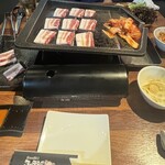 韓国石焼サムギョプサル専門 コッテジ - 